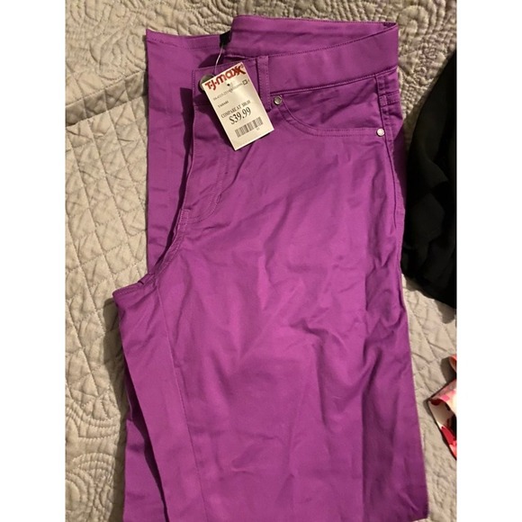 Crop‎ pants - Picture 1 of 3